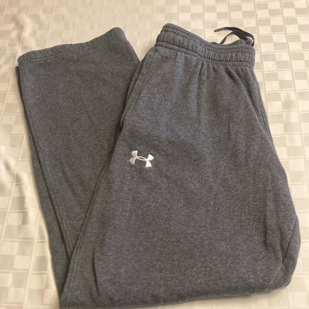 Men’s UA sweats
